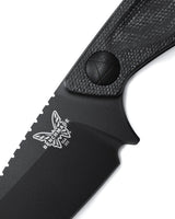 Benchmade 203BK-02 Dacian kniv med fast MagnaCut spear point-blad i sort Cerakote, sort Canvas Micarta-skæfte og sort læderskede