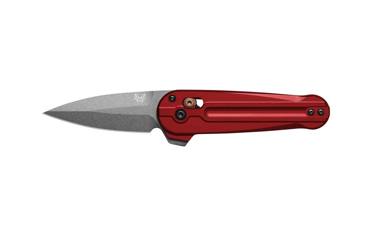 Benchmade 491GY-01 Lowden foldekniv med satin M390 spear point-blad og skæfte i Phoenix Red anodiseret aluminium