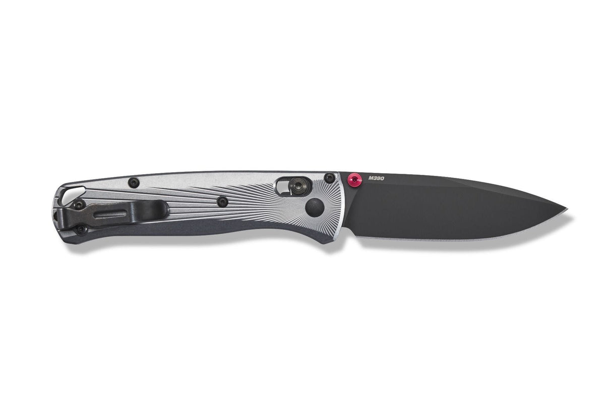 Benchmade 535BK-4 Bugout foldekniv med M390 drop-point blad og skæfte i gråt aluminium