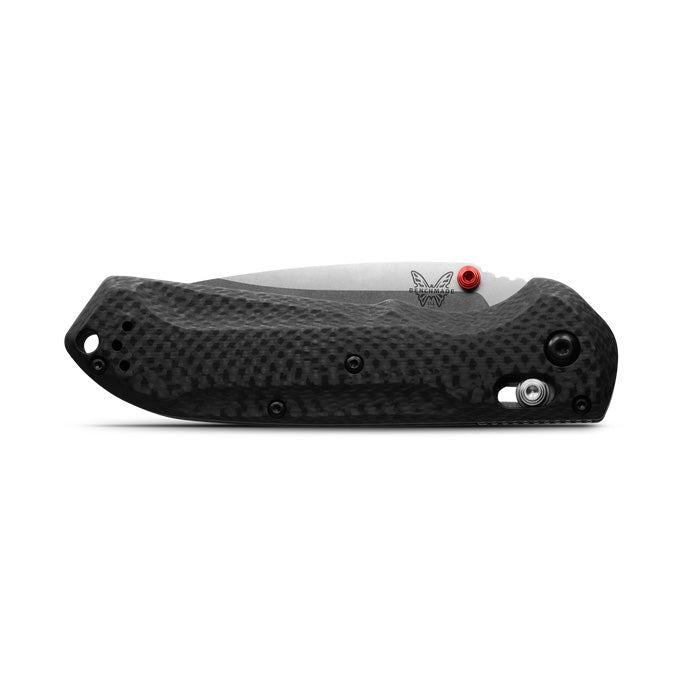 Benchmade 560 Freek foldekniv med CPM-S90V drop-point blad, skæfte i kulfiber og røde detaljer
