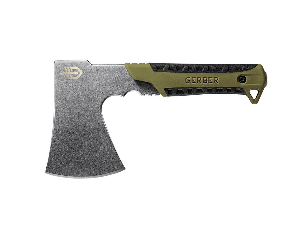 Gerber Gator økse grøn med sort gummigreb på hvid baggrund