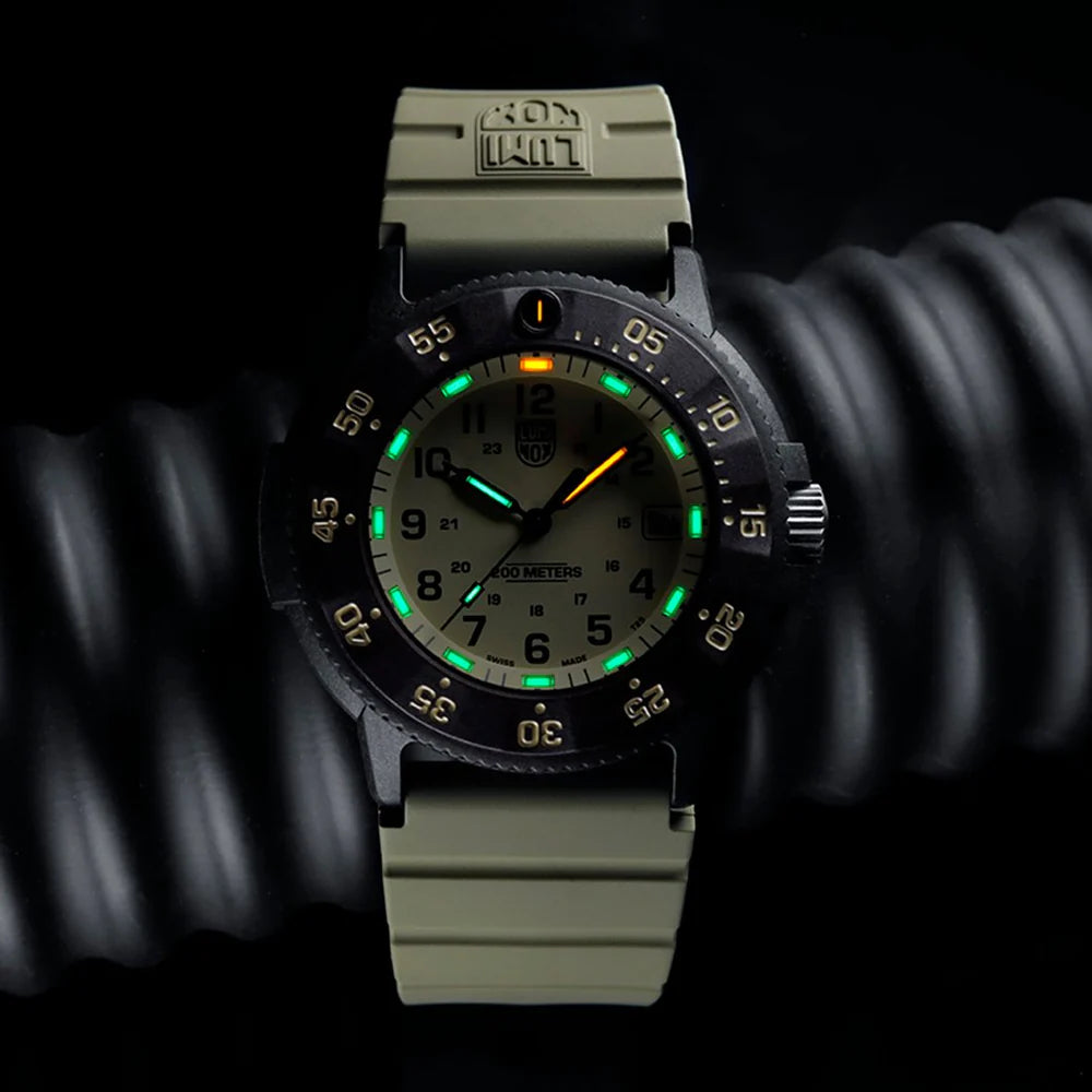 Luminox Navy Seal Beige, 43 mm