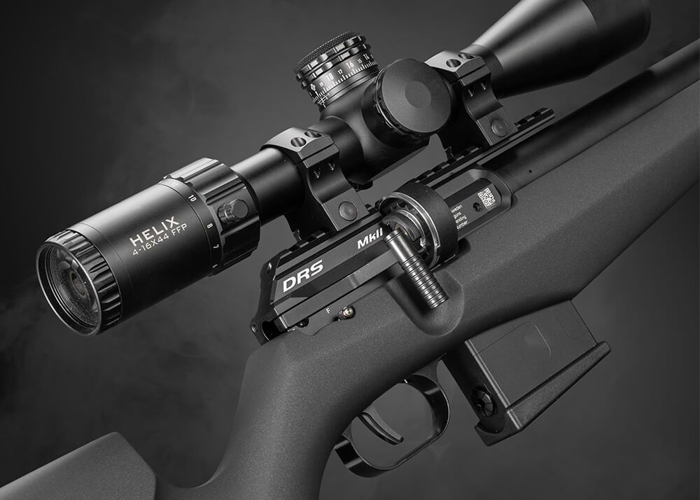 FX DRS MKII Classic Synthetic Sniper PCP-luftgevær i 4,5 mm med 700 mm løb og syntetisk kolbe