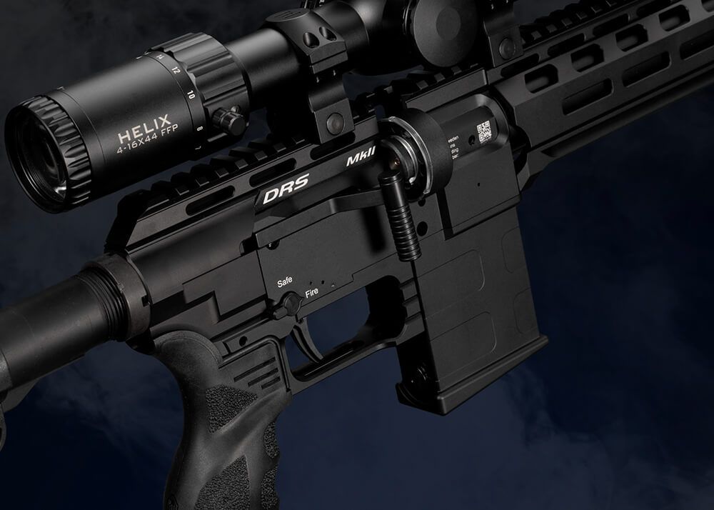 FX DRS MKII Tactical Sniper PCP-luftgevær i 4,5 mm med langt løb og AR15-kolbe