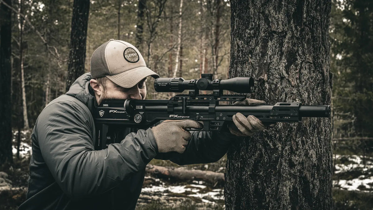 FX Leopard Compact Tube PCP-luftgevær i 4,5 mm, kompakt bullpup med 500 mm løb